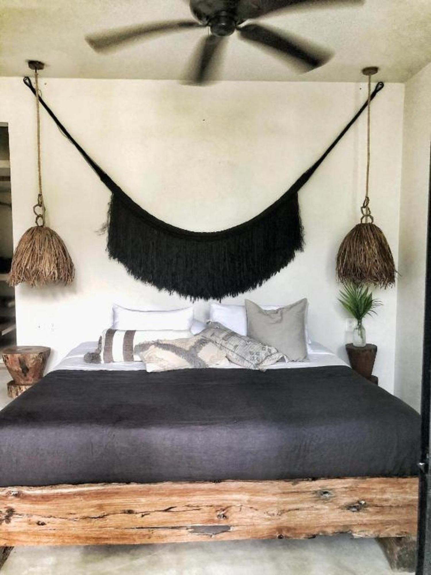 Una Vida Tulum Bilik gambar